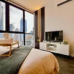 Scarletz Suites Near Klcc By Yoursuperhost
